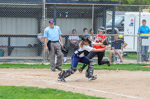 Unfortunately, the runner beat the play