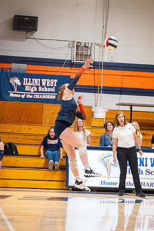 2025 IW Varsity Volleyball-44