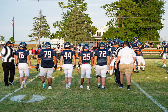 2025 IW Varsity Football-29