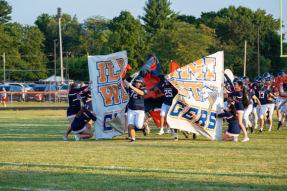 2025 IW Varsity Football-43