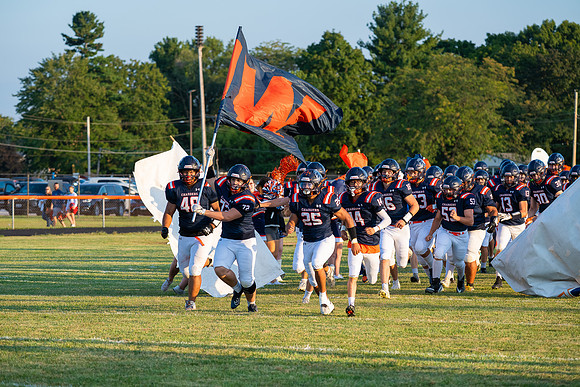 2025 IW Varsity Football-46