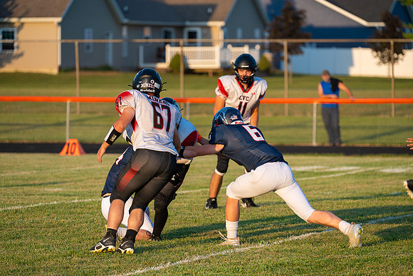 2025 IW Varsity Football-54