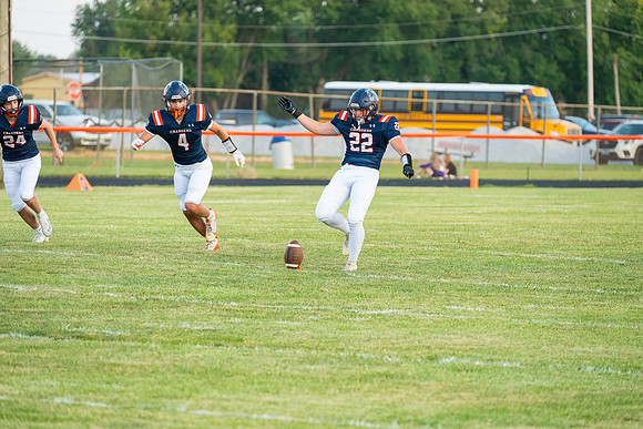 2025 IW Varsity Football-73