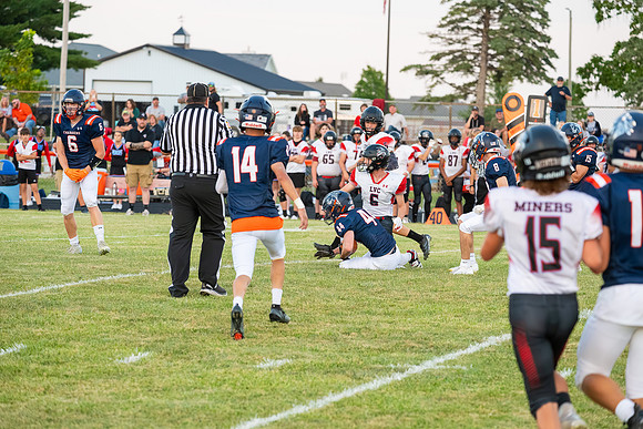 2025 IW Varsity Football-81