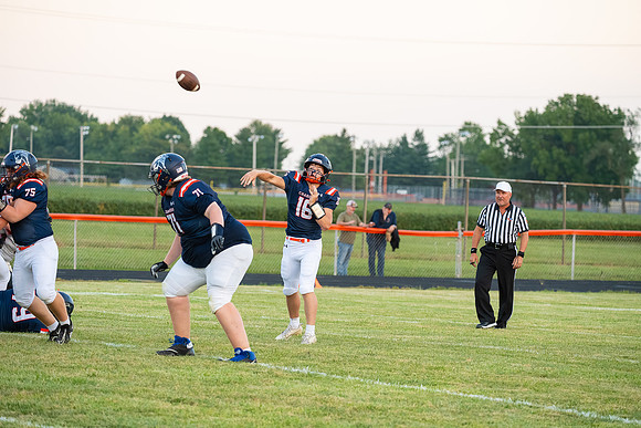 2025 IW Varsity Football-85