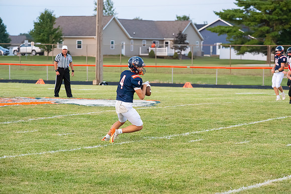 2025 IW Varsity Football-113