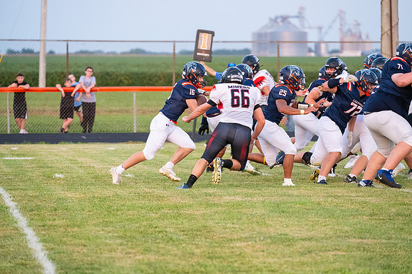 2025 IW Varsity Football-116