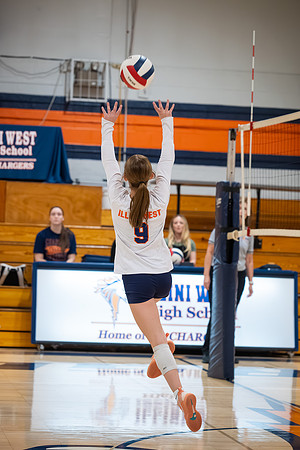 2025 IW Freshman Volleyball-13