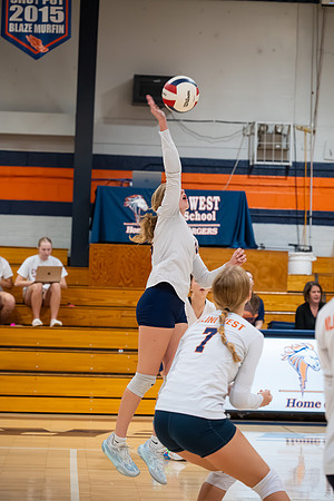 2025 IW Freshman Volleyball-21