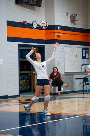 2025 IW Freshman Volleyball-30