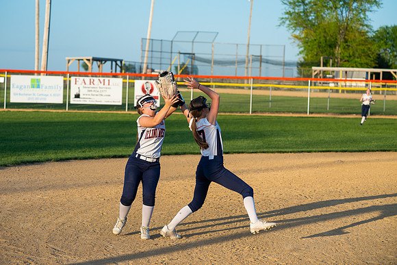 2025 IW JV Softball-46