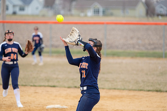 2025 IW Varsity Softball-53