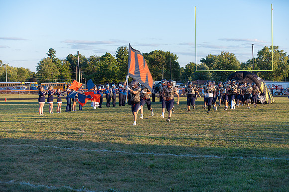 2024 IW Varsity Football-18
