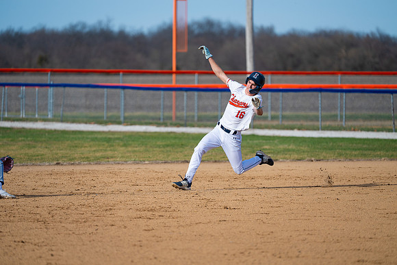 2026 IW Varsity Baseball-33