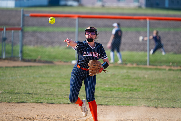2026 IW Varsity Softball-64