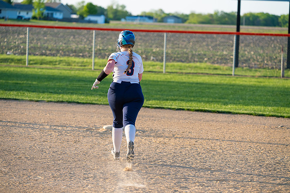 2025 IW JV Softball-42