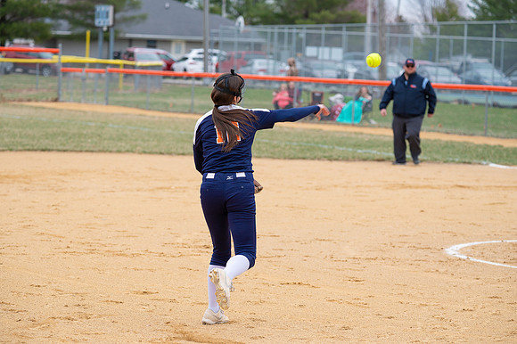 2025 IW Varsity Softball-23
