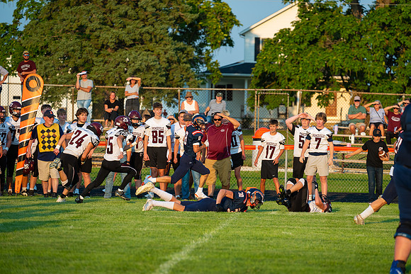 2026 IW Varsity Football-16