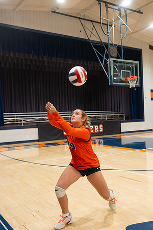2026 IW Freshman Volleyball-28