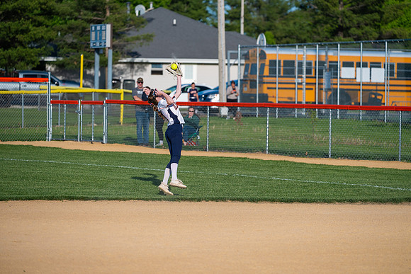 2025 IW JV Softball-7
