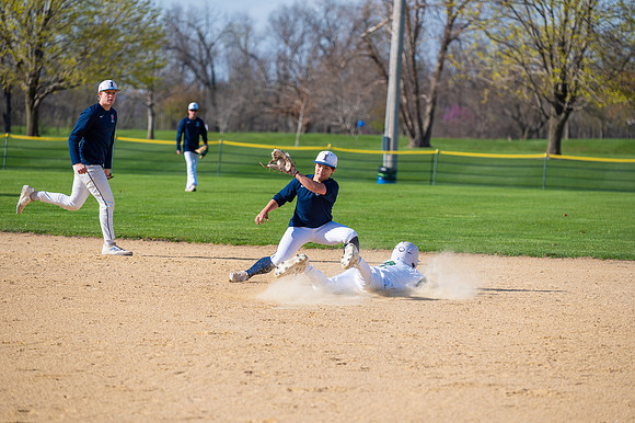2025 IW Varsity Baseball-31