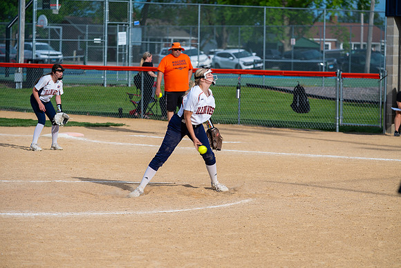 2025 IW JV Softball-75