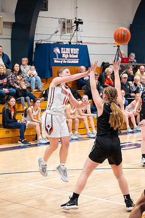 2023 IW JV Girls Basketball-84