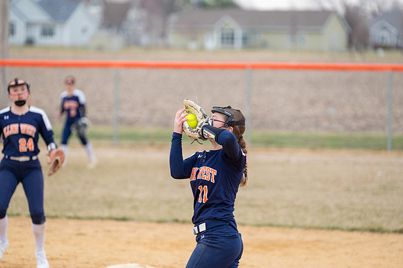 2025 IW Varsity Softball-55
