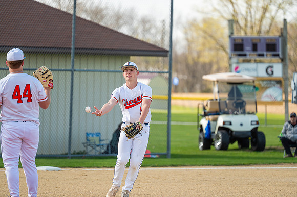 2025 IW Varsity Baseball-22