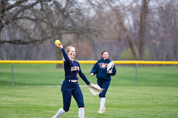 2025 IW Varsity Softball-94