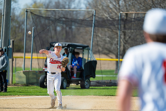 2025 IW Varsity Baseball-9