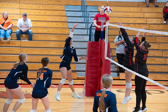 2024 IW Freshman Volleyball-50