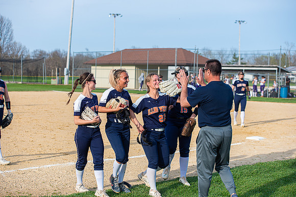 2024 IW Varsity Softball-38