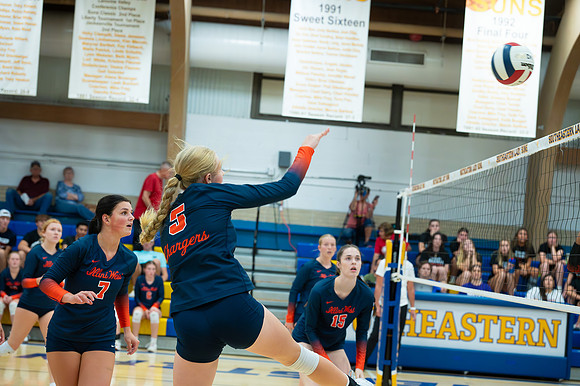 2024 IW Varsity Volleyball-50