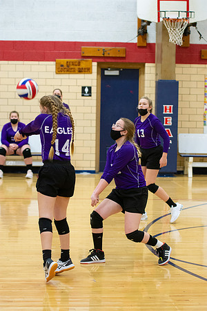 2022 8th Grade Volleyball-35