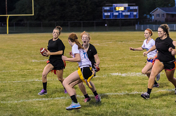 I think Graci's going for the intimidation factor here
