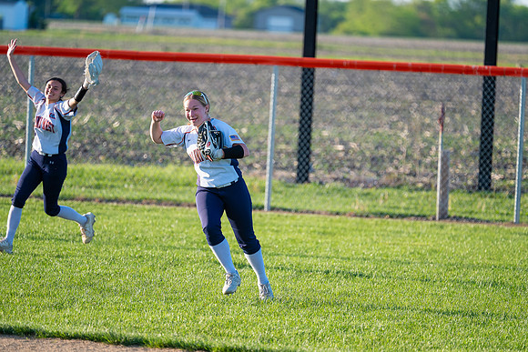 2025 IW JV Softball-24