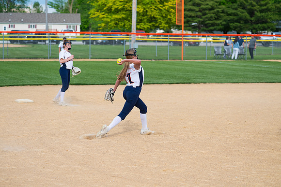 2025 IW JV Softball-69
