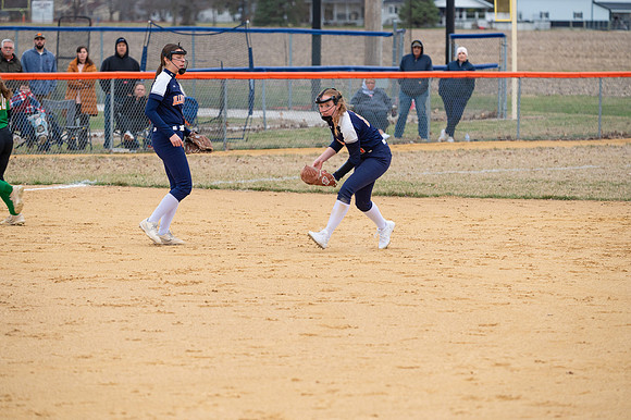2025 IW Varsity Softball-42