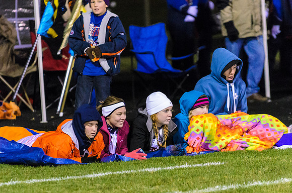 The girls hanging out in the endzone www.rickgphoto.com