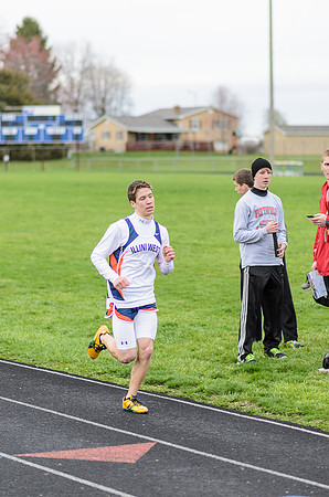 Alex in the 800m run
