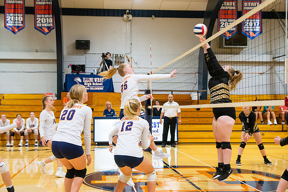 2022 Freshman Volleyball-14