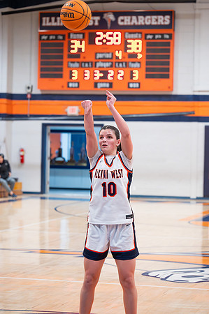 2025 IW Varsity Girls Basketball-91
