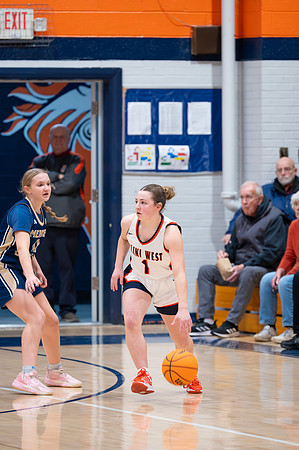 2025 IW Varsity Girls Basketball-46