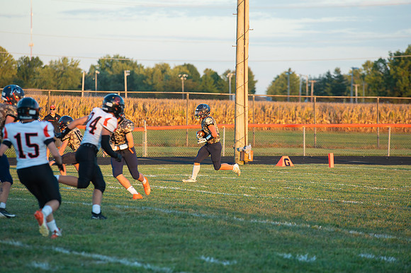 2024 IW Varsity Football-35