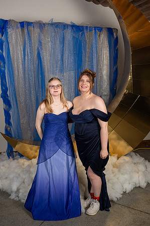 2024 IW Prom-11