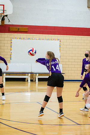 2022 8th Grade Volleyball-25