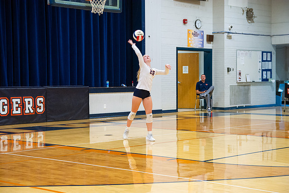 2022 Freshman Volleyball-18