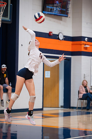 2024 IW Freshman Volleyball-30