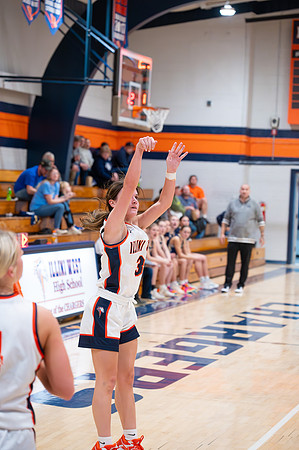 2025 IW Varsity Girls Basketball-72